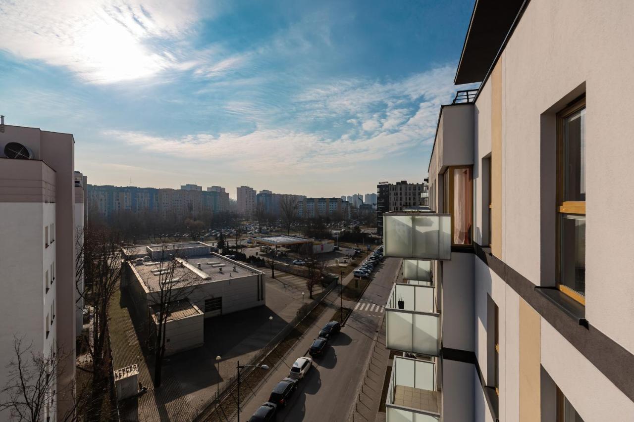 Metro Bielany Apartments By Noclegi Renters Варшава Экстерьер фото