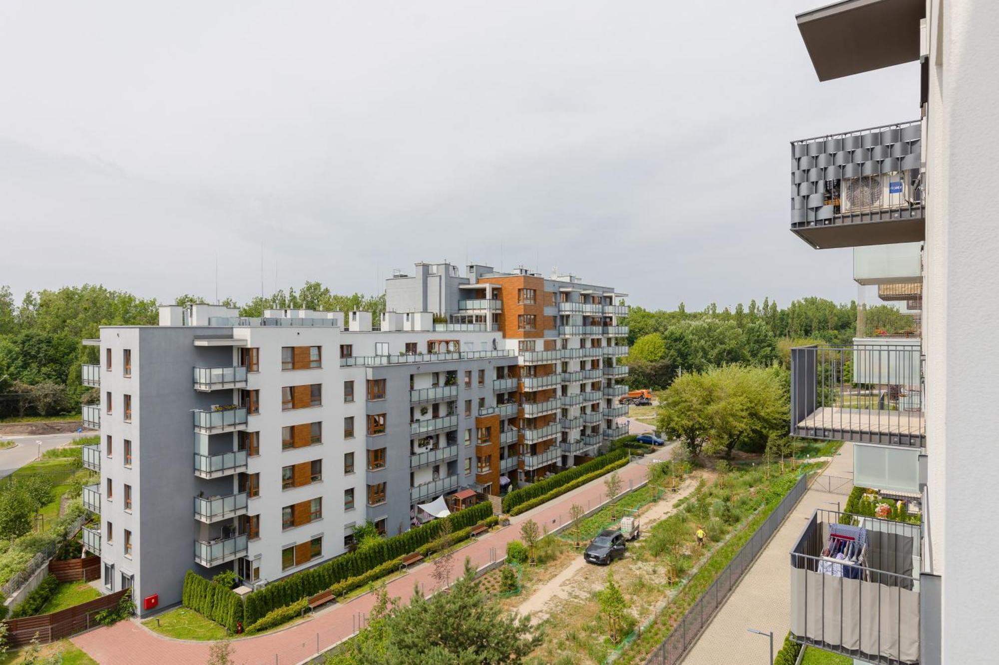 Metro Bielany Apartments By Noclegi Renters Варшава Экстерьер фото